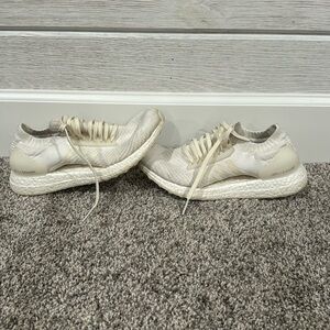 Women’s adidas ultra boost tennis shoes